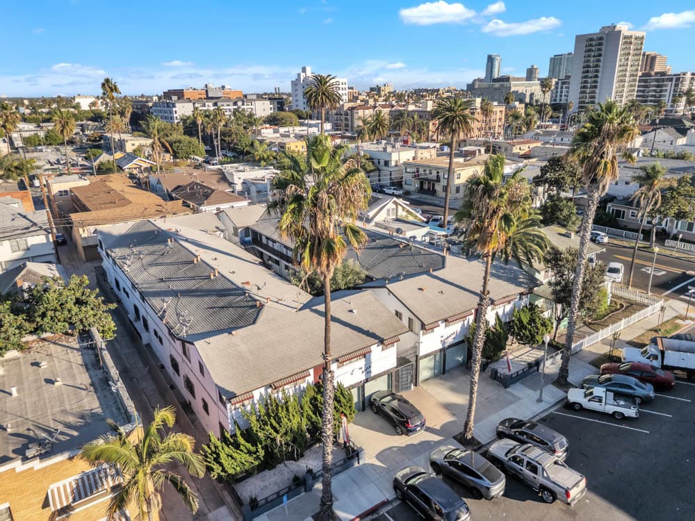 Cedar Apartments - Image 1